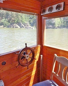 Glamping Hausbot na Vltav� - Hrad Zv�kov a Orl�k