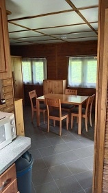 Chaty s bazénem - zámek Loučeň - Nymbursko