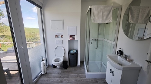 Glamping s wellness a baz�nem - Velk� T�nec