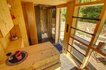 Tetrishouse Pernštejn - glamping Nedvědice
