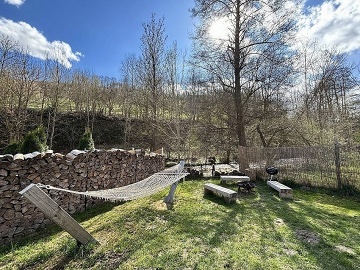 Tetrishouse Pernštejn - glamping Nedvědice