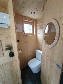 Tetrishouse Pernštejn - glamping Nedvědice
