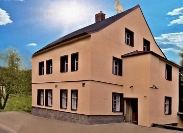 Chalupa Kru�n� hory - Ry�ovna - Ple�ivec