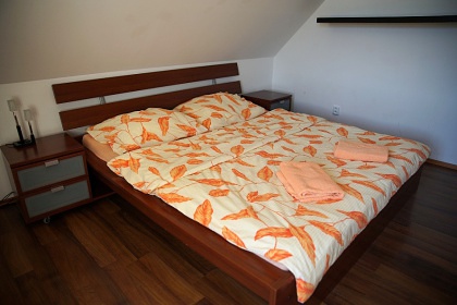 Chalupa Kru�n� hory - Ry�ovna - Ple�ivec