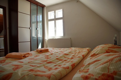 Chalupa Kru�n� hory - Ry�ovna - Ple�ivec