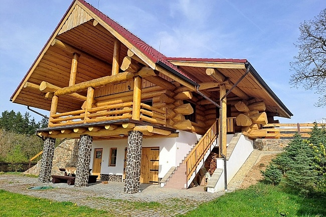 Kanadsk� srub s baz�nem - Strakonice - Blatn�