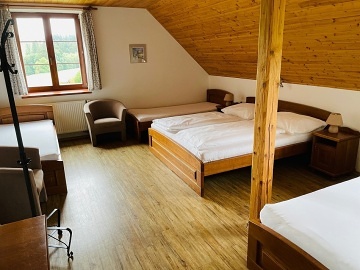 Chalupa na Blatin�ch - CHKO ���rsk� vrchy