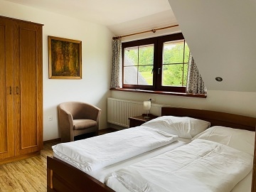 Chalupa na Blatin�ch - CHKO ���rsk� vrchy