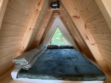 Chata a rybaen - Glamping u rybnka Tebosko