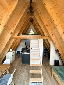 Chata a rybaen - Glamping u rybnka Tebosko