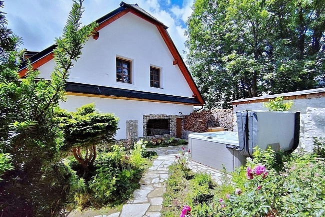 Venkovsk chalupa  - rsk vrchy - Velk Dko
