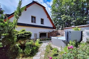 Nov� objekt: Venkovsk� chalupa  - ���rsk� vrchy - Velk� D��ko 9C-188