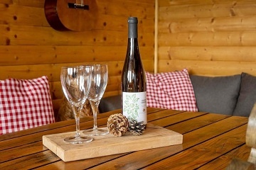Chata a koupac sud - glamping na samot Zlnsko