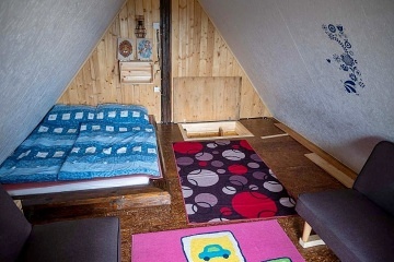 Samota Pod trnků - glamping chata Vlčková