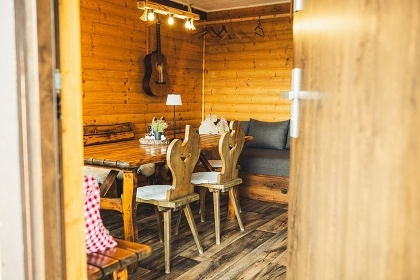 Chata a koupac� sud - glamping samota - Zl�nsko
