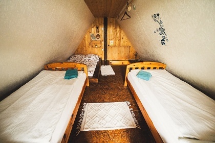 Chata a koupac� sud - glamping samota - Zl�nsko