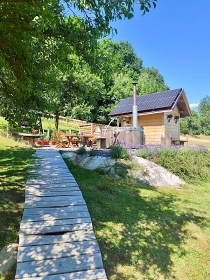 Chata a koupac� sud - glamping samota - Zl�nsko