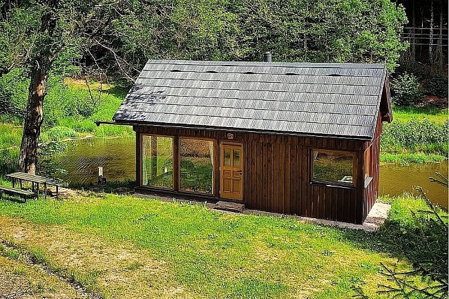 Chata Pod bukem - Glamping esk rj - hrad Pecka