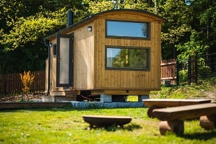 Nový objekt: Glamping Podještědí - maringotka výhled na Ještěd 6C-144