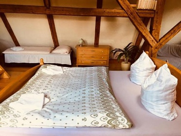 Chalupa s apartmány - Lužické hory - Doubice