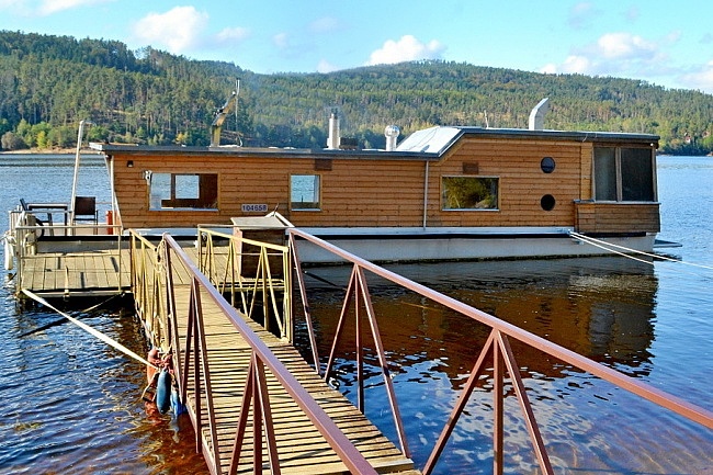 Hausbot Trhovky - vodn� n�dr� Orl�k - Vltava