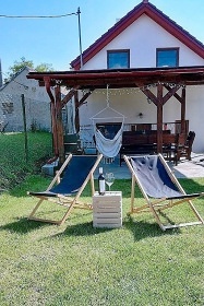 Chata a vinn� sklep - Hab�nsk� stezka - P�lava