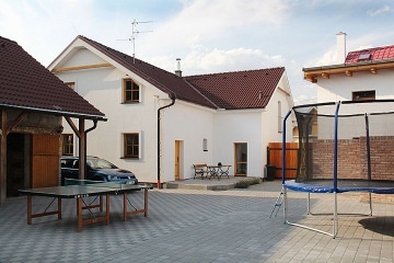 Chalupa s baznem - CHKO Plava - Nov Mlny