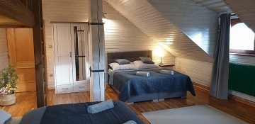 Chalupa s baznem - Rytsk stezka - Beskydy