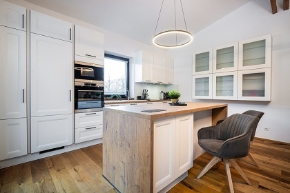 Chata bazn a koupac sud - ern Budy - Konopit