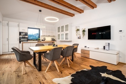 Chata bazn a koupac sud - ern Budy - Konopit