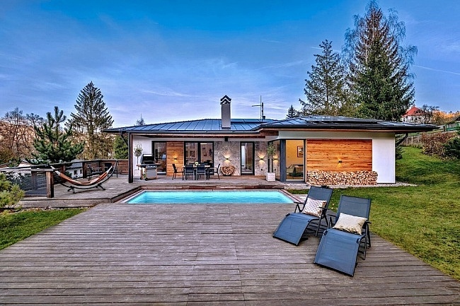 Chata bazén a koupací sud - Černé Budy - Konopiště