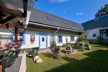 Statek Březina - apartmány - Jindřichův Hradec