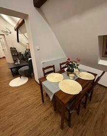 Chalupa wellness a koupací jezírko - hrad Choustník