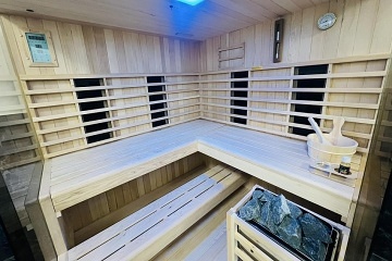 Chalupa wellness a koupací jezírko - hrad Choustník