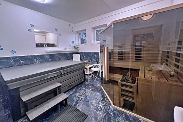 Statek Březina - apartmány - Jindřichův Hradec