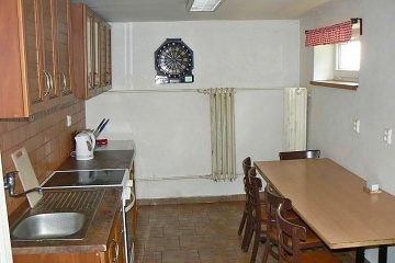 Chata a koupac sud na pat Lys hory - Beskydy