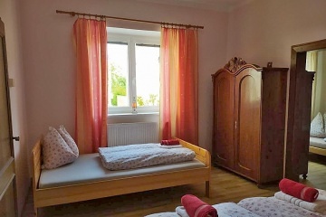 Chalupa Lukov - hrad Bítov - Znojmo - NP Podyjí