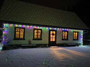 Chalupa s baz�nem - Vset�nsk� vrchy - Beskydy