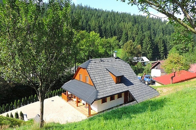 Chalupa s koupac�m sudem - Beskydy - Javorn�ky