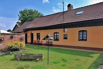 Chalupa s baz�nem �esk� r�j - Prachovsk� sk�ly