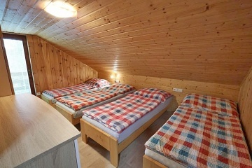Chata u rybníka - Hostýnské vrchy - Hvozdná