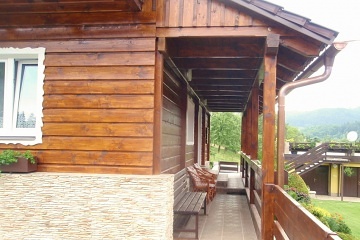 Roubenka a chata Byst�i�ka - Vset�nsk� vrchy