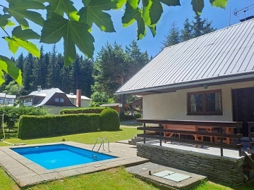 Chalupa s baz�nem - �ervenohorsk� Sedlo - Jesen�ky