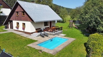 Chalupa s baz�nem - �ervenohorsk� Sedlo - Jesen�ky