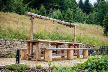 Chata na samotě - wellness a jezírko - Beskydy