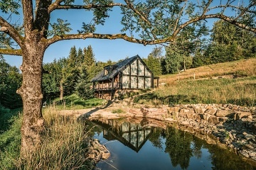 Chata na samotě - wellness a jezírko - Beskydy