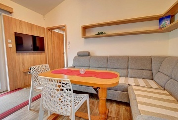 Chata u rozhledny H�j u �umperka - term�ly Losiny