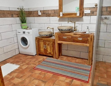 Chalupa Rychlebsk� stezky - hrad Kalten�tejn