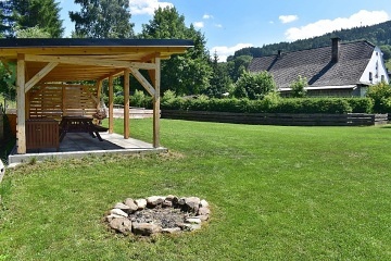 Chalupa se saunou - Kouty - �ervenohorsk� sedlo