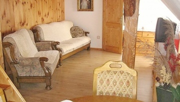 Chalupa s baznem - s vhledem na Such vrch